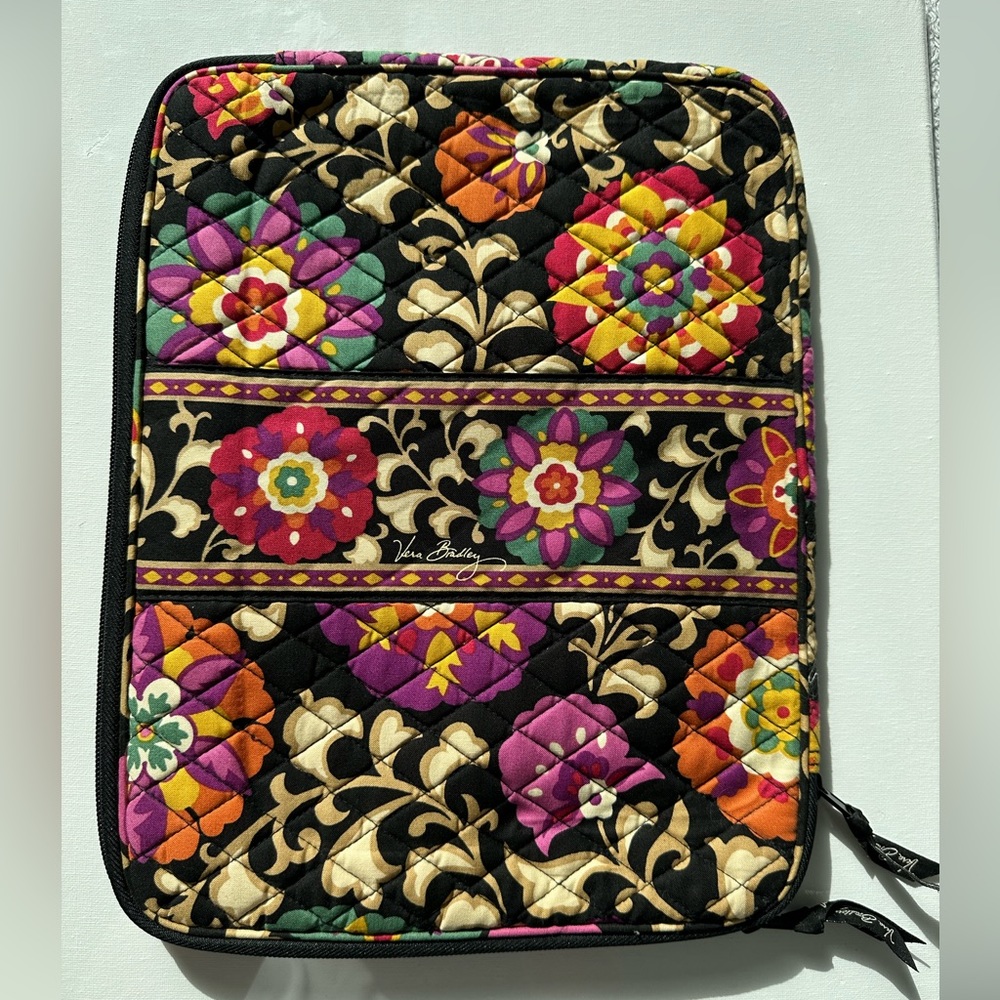 Vera Bradley iPad/Tablet Sleeve Case Zip Cover Quilted black  With Flowers